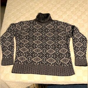 Talbot’s Women’s Large Turtleneck Sweater